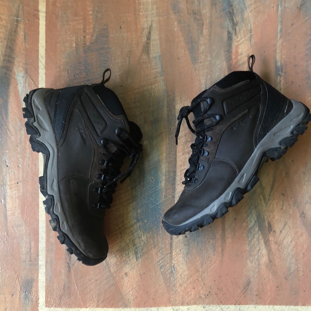 Columbia Black/Brown Tactical Hiking Boots in 10.5